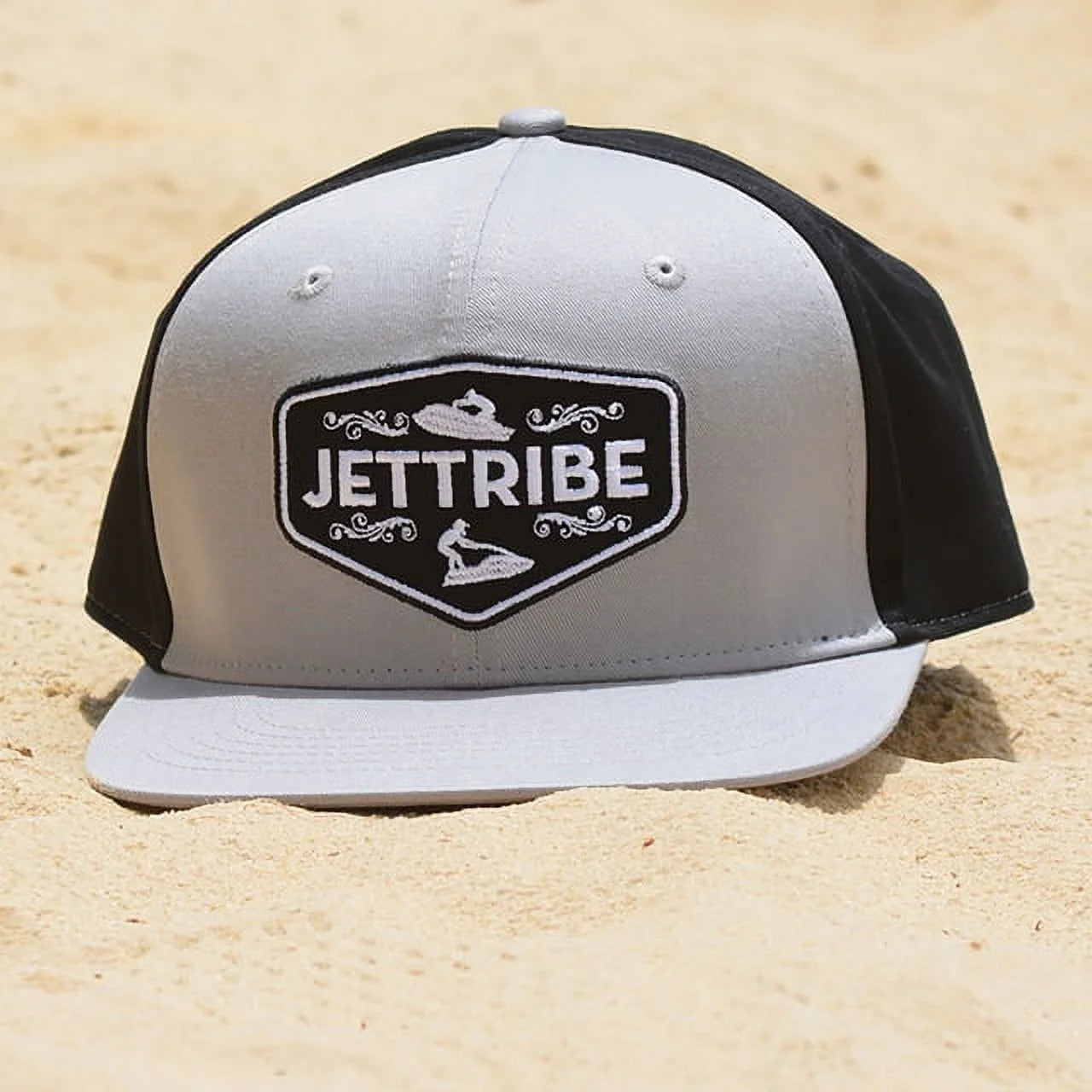 Jettribe lippis